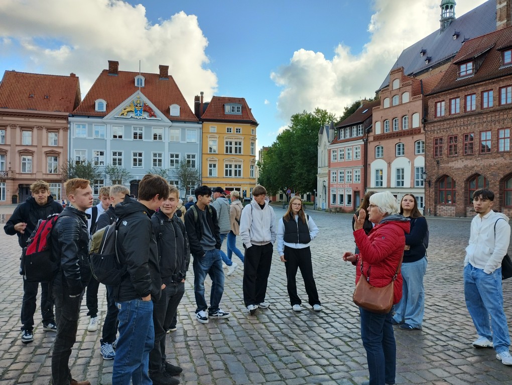 IMG 20250929 110601895 HDR MEDIUM 1